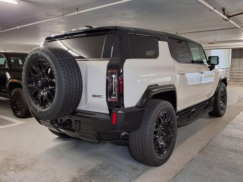 New 2026 GMC Hummer EV SUV AWD/4WD image 8