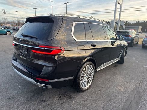 Used 2024 BMW X7 xDrive40i w/ Premium Package image 3