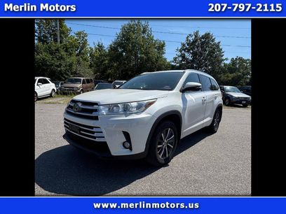 Used 2018 Toyota Highlander XLE w/ Carpet Mat Package (TMS)