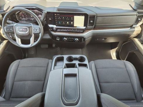 Used 2024 GMC Sierra 1500 Elevation image 24