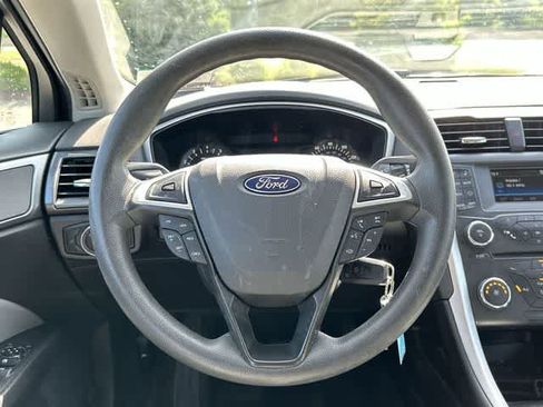 Used 2016 Ford Fusion S FWD image 7
