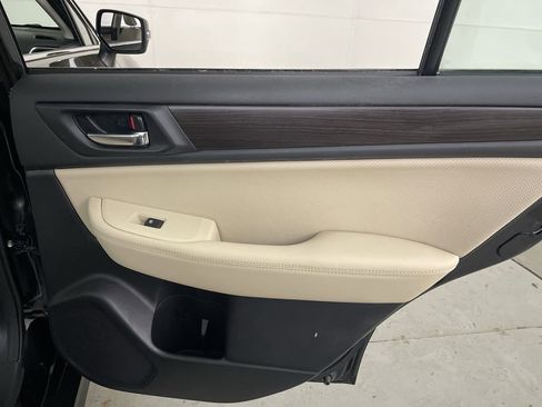 Used 2016 Subaru Legacy 2.5i Limited image 23