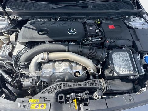Used 2025 Mercedes-Benz CLA 250 4MATIC image 18