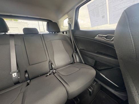 Used 2025 Kia Sportage LX FWD image 36