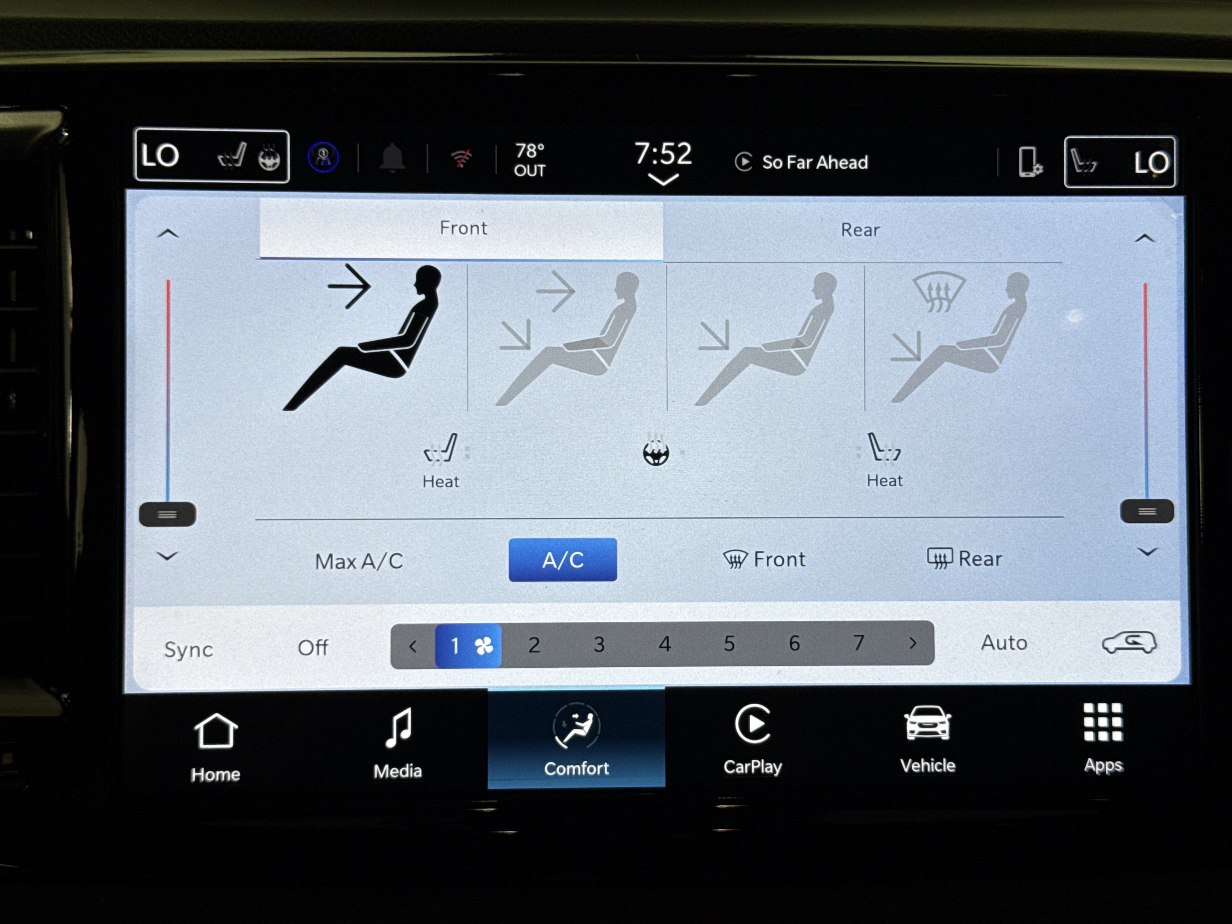 New 2026 Chrysler Voyager LX FWD image 22