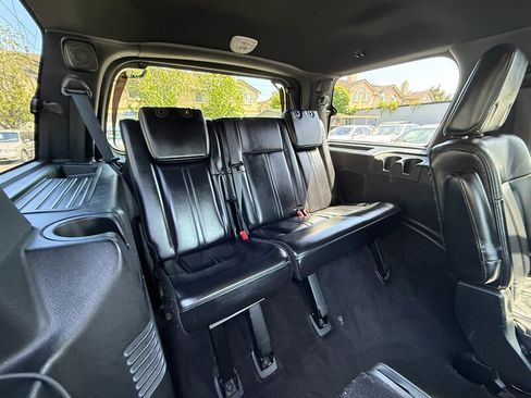 Used 2017 Lincoln Navigator Select AWD/4WD image 26