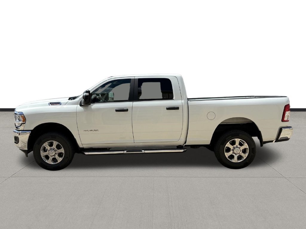 Used 2024 RAM 2500 Big Horn AWD/4WD image 8