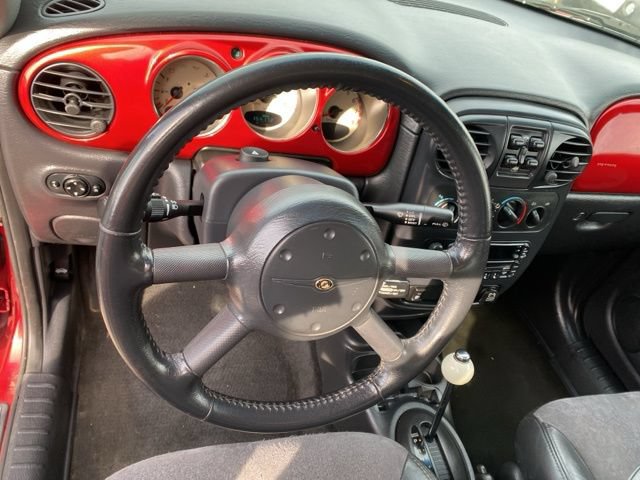 Used 2003 Chrysler PT Cruiser Limited FWD image 11