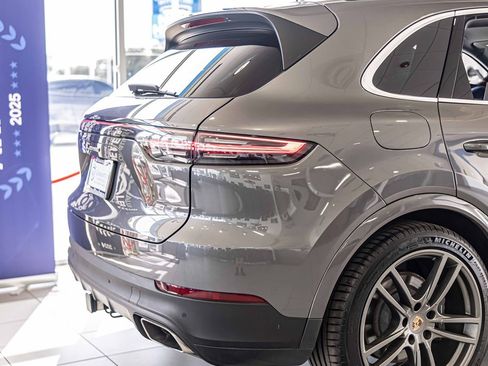 Used 2021 Porsche Cayenne E-Hybrid image 14