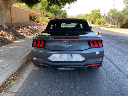 Used 2025 Ford Mustang Premium RWD image 7