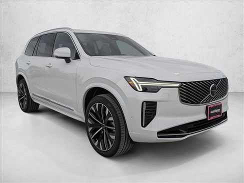 New 2026 Volvo XC90 B6 Plus image 7