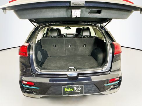 Used 2022 Kia Niro EX w/ Cold Weather Package image 29