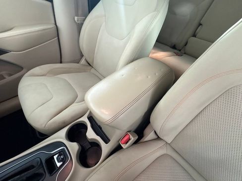 Used 2020 Jeep Cherokee Latitude w/ Advanced Safety Group FWD image 28