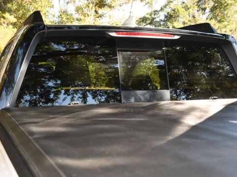 Used 2022 Honda Ridgeline Black Edition image 19