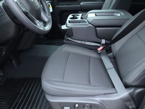 New 2026 Chevrolet Silverado 2500 Custom w/ Custom Value Package AWD/4WD image 10