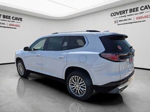 New 2026 GMC Acadia Denali w/ Super Cruise Package image 7