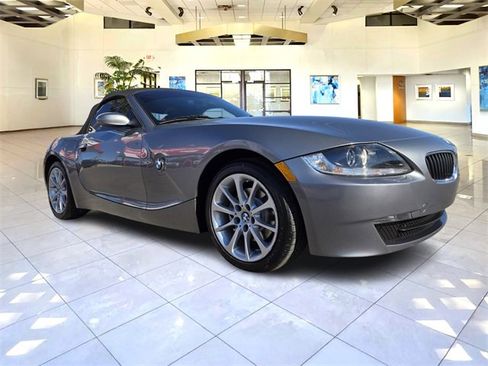 Used 2008 BMW Z4 3.0i image 3