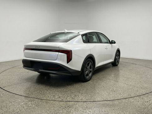 Used 2025 Kia K4 FWD image 9