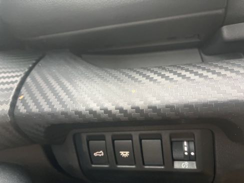 Used 2024 Subaru Ascent Premium w/ Convenience Package image 21