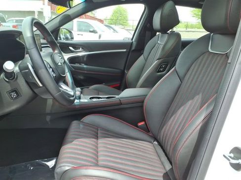 Used 2025 Genesis G70 2.5T w/ Sport Prestige Package AWD/4WD image 9
