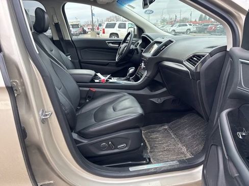Used 2017 Ford Edge Titanium w/ Equipment Group 301A image 12
