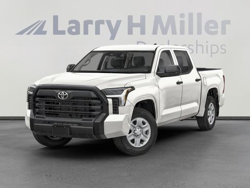 Used 2025 Toyota Tundra SR5 image 1