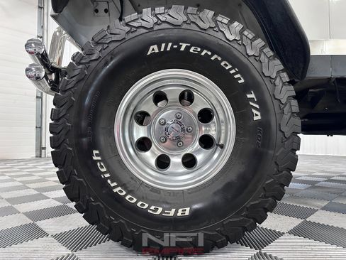 Used 1995 Jeep Wrangler Sport S image 12