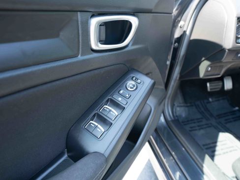 Used 2025 Honda Civic Sport image 7