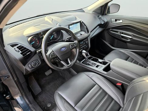 Used 2019 Ford Escape SEL image 10