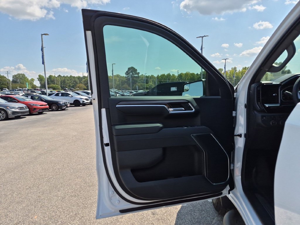 New 2026 Chevrolet Silverado 1500 RST w/ RST Select Package AWD/4WD image 12