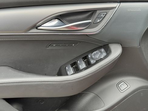 Used 2025 Cadillac CT5 Premium Luxury RWD image 17