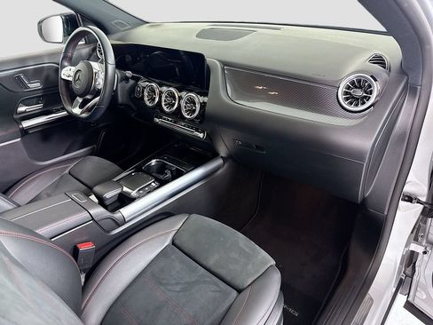 Used 2023 Mercedes-Benz GLA 250 4MATIC image 17
