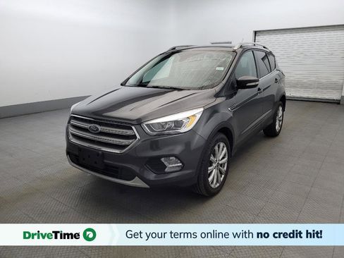 Used 2017 Ford Escape Titanium image 1