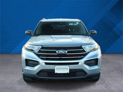 Used 2020 Ford Explorer XLT w/ Comfort Package image 5