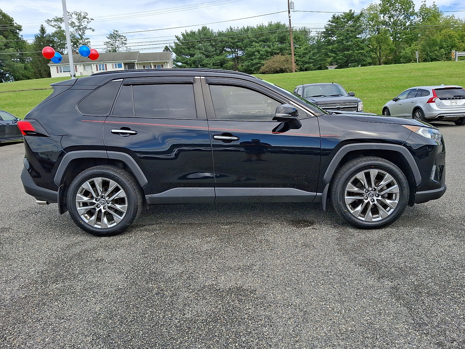 Used 2019 Toyota RAV4 Limited w/ Advanced Technology Package AWD/4WD image 8