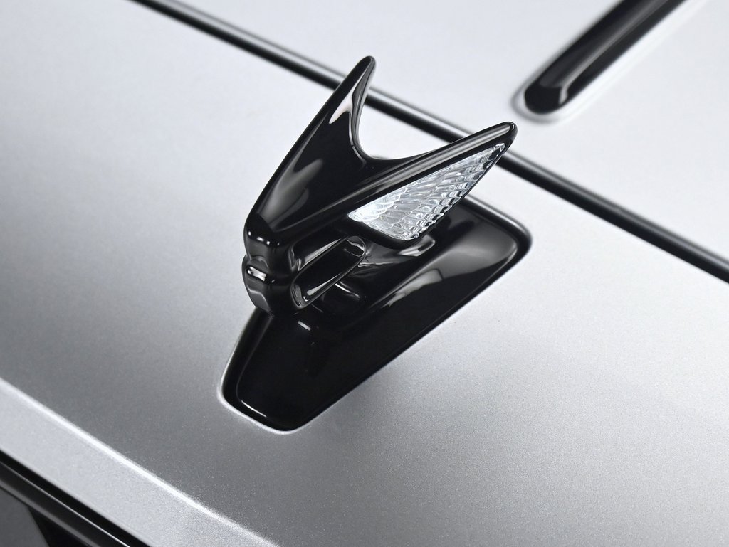 Used 2025 Bentley Flying Spur Plug-In Hybrid AWD/4WD image 33