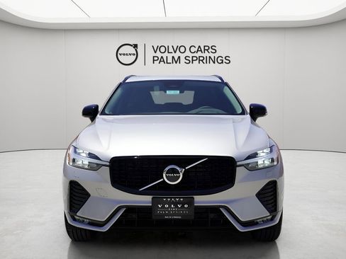 New 2025 Volvo XC60 B5 Core w/ Climate Package image 2