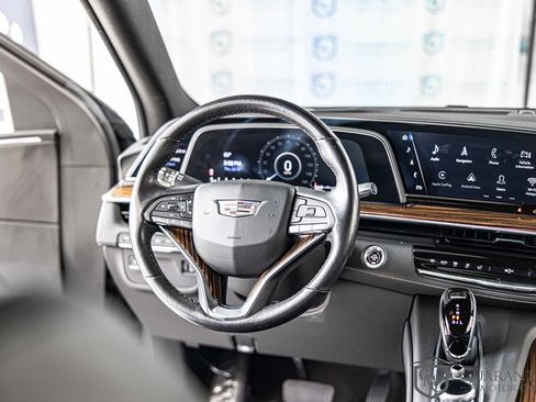 Used 2022 Cadillac Escalade ESV Luxury AWD/4WD image 38