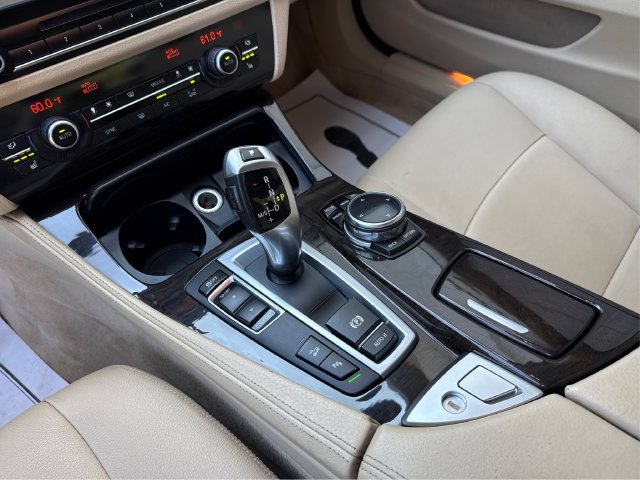 Used 2014 BMW 535i xDrive Sedan AWD/4WD image 34