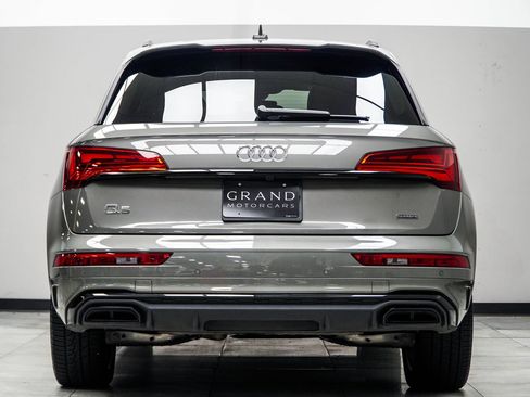 Used 2025 Audi Q5 2.0T Premium AWD/4WD image 13