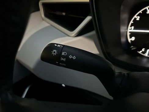 Used 2024 Toyota Corolla SE image 21