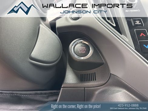 Used 2026 Subaru Crosstrek 2.5i Premium AWD/4WD image 13