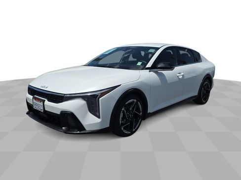 Used 2025 Kia K4 GT-Line FWD image 4