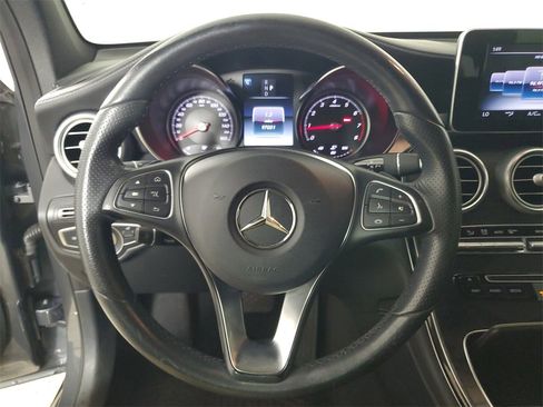 Used 2017 Mercedes-Benz GLC 300 image 23
