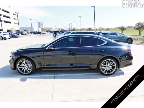Used 2026 Genesis G70 2.5T image 5