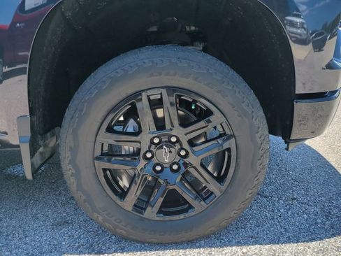 Certified 2024 Chevrolet Silverado 1500 Custom Trail Boss w/ Turbomax Blackout Package AWD/4WD image 11