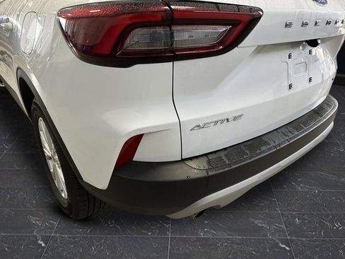 Certified 2023 Ford Escape Active image 32