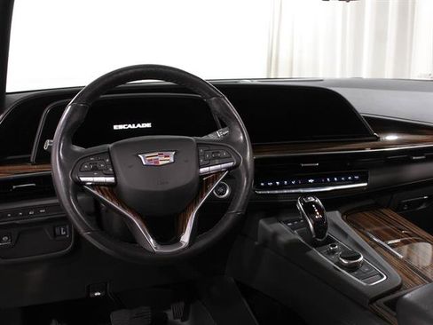 Certified 2021 Cadillac Escalade Premium Luxury image 7