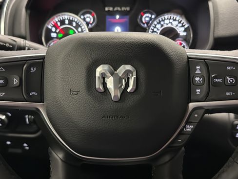 Used 2025 RAM 1500 Big Horn AWD/4WD image 15