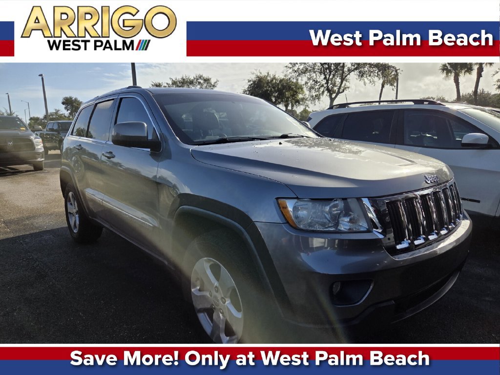 Used 2011 Jeep Grand Cherokee Laredo RWD image 1